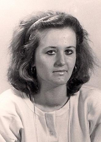 Ewa Legeny - sekretarka